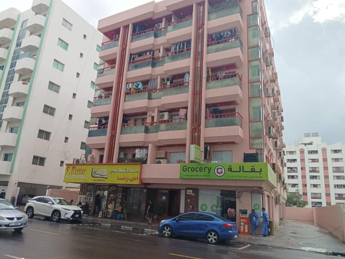 Апартаменты Moon Backpackers , Al Rigga , Partition For Couples And For Singles Дубай Экстерьер фото